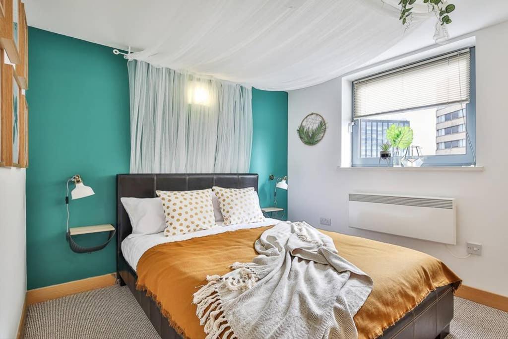 The Exclusive Gem Of Leeds - Sleeps 8 Leilighet Eksteriør bilde